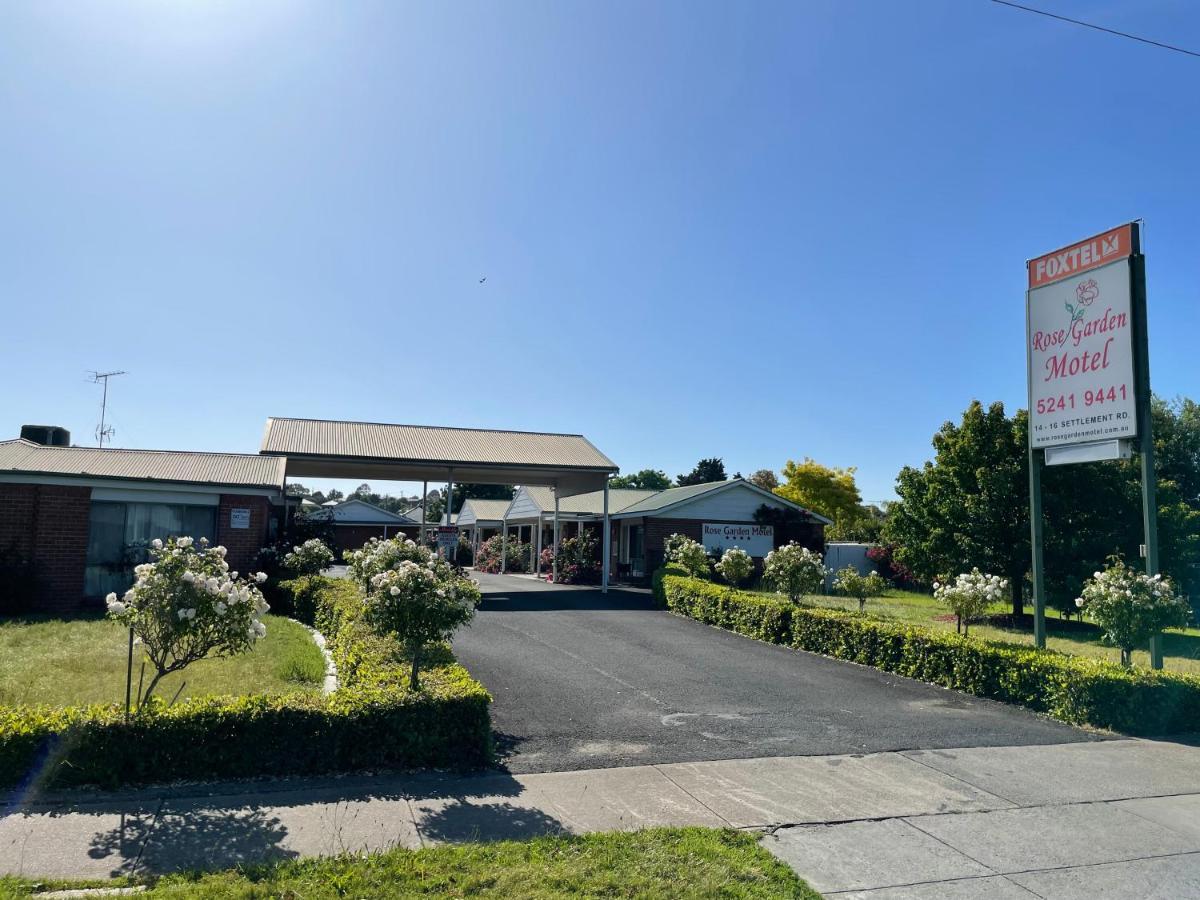 Rose Garden Motel Geelong Exteriör bild
